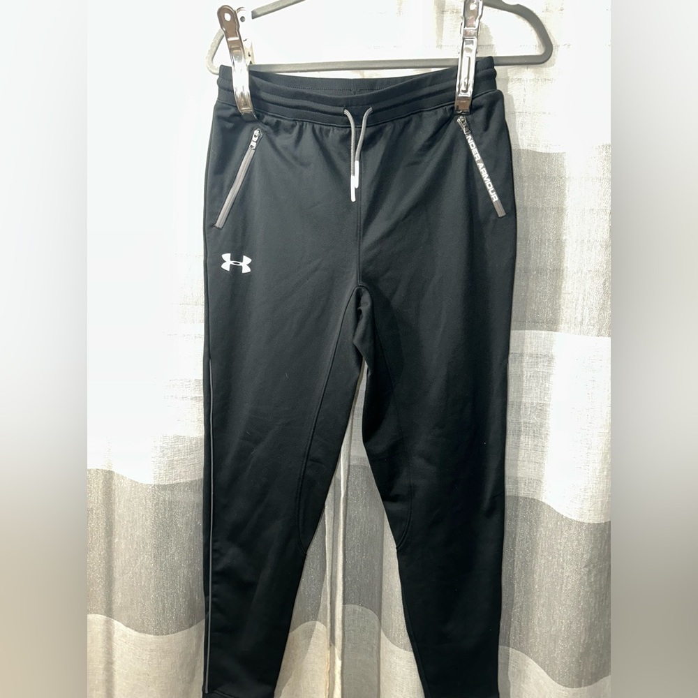 Boys youth Under Armour pants